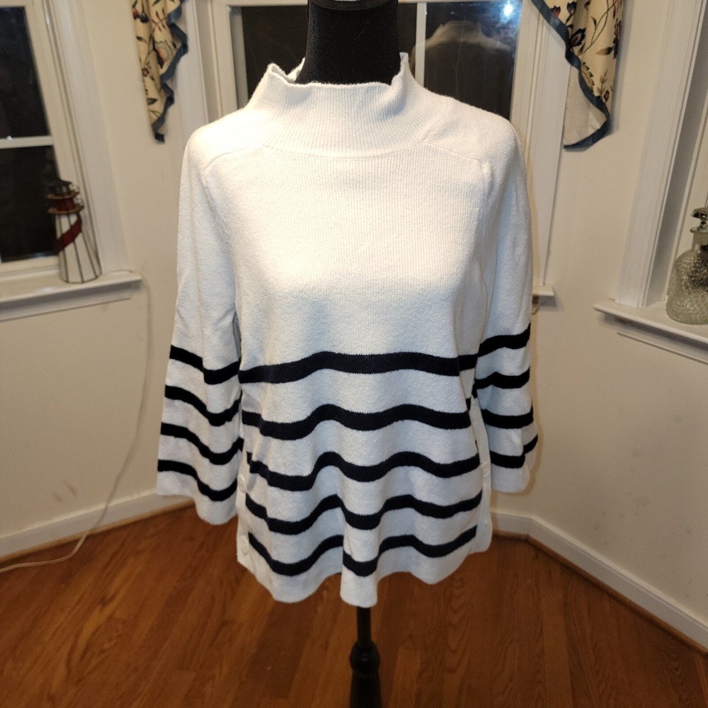 Ann Taylor Loft Sweater Size Medium Cream‎ With Blue Stripes Cozy